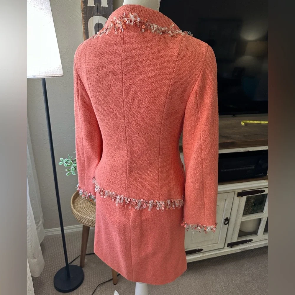 Louis Feraud Vintage Coral Embellished Women's Blazer and Skirt Set - Picture 7 of 13